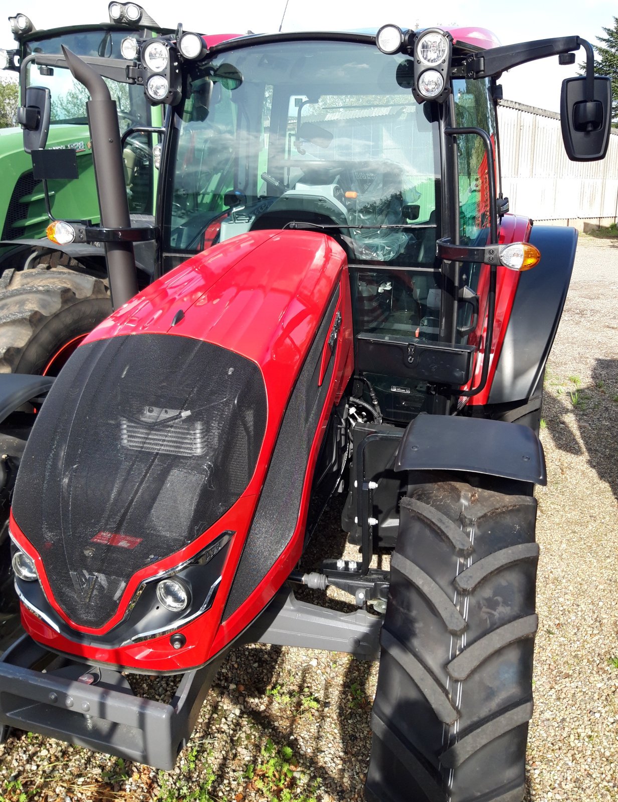 Traktor typu Valtra A75SH, Gebrauchtmaschine v Eckernförde (Obrázok 1)