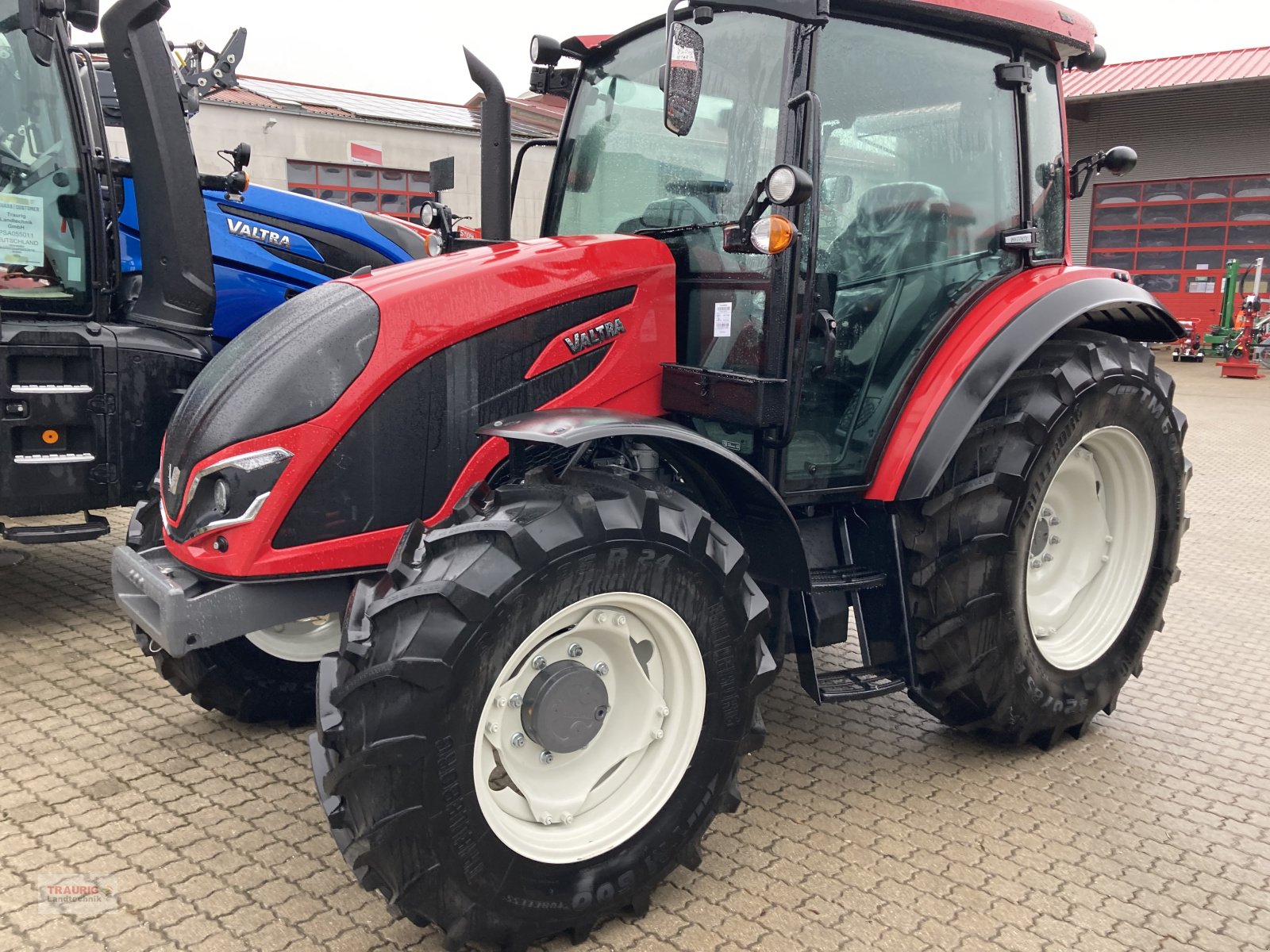 Traktor tip Valtra A85 Hitech, Neumaschine in Mainburg/Wambach (Poză 2)