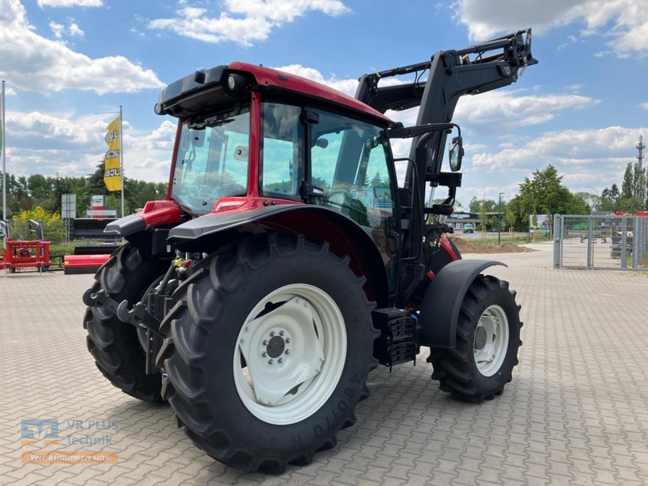 Traktor typu Valtra A85SH INKL FRONTLADER, Gebrauchtmaschine v Osterburg (Obrázok 5)