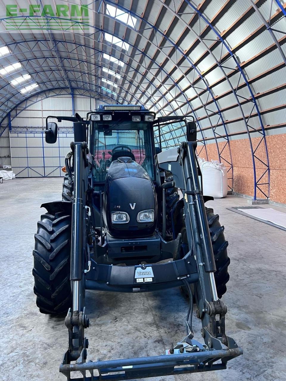 Traktor typu Valtra A93 H, Gebrauchtmaschine v Hamburg (Obrázok 2)