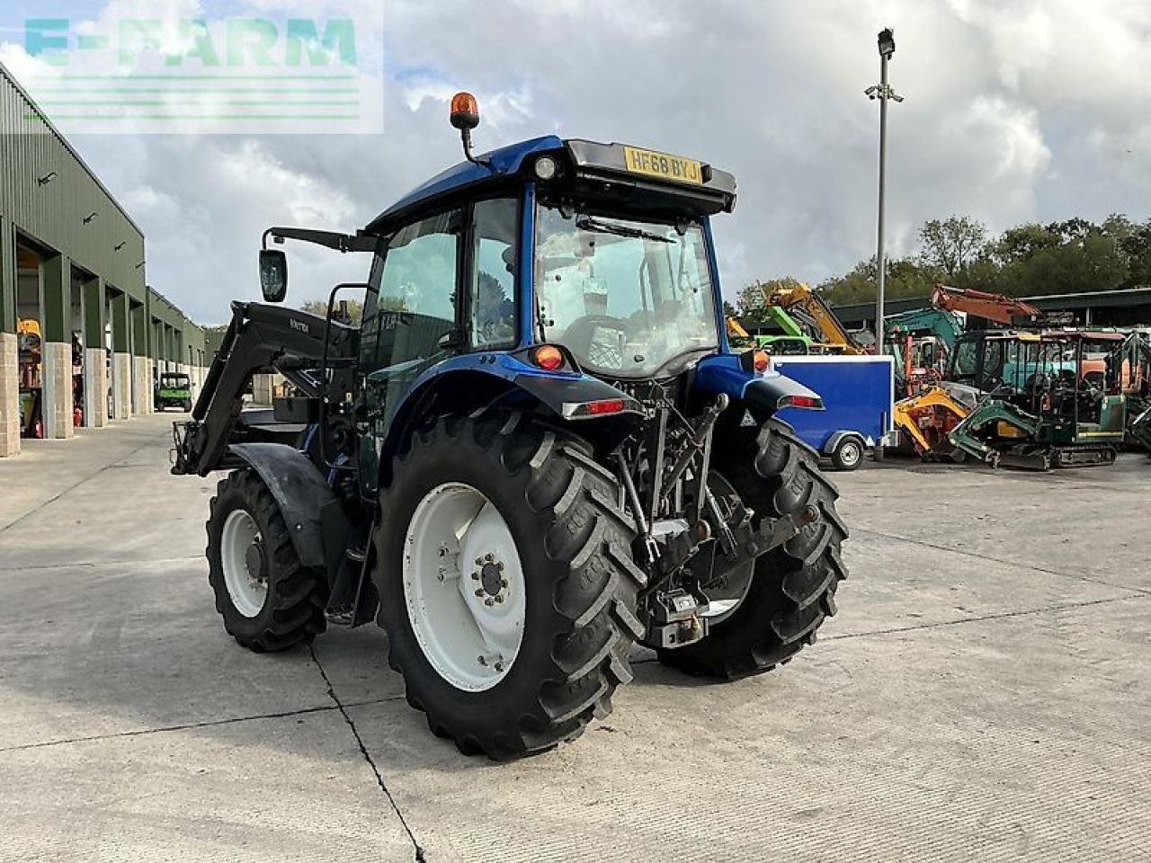 Traktor of the type Valtra a94 hi-tech tractor (st21215), Gebrauchtmaschine in SHAFTESBURY (Picture 5)