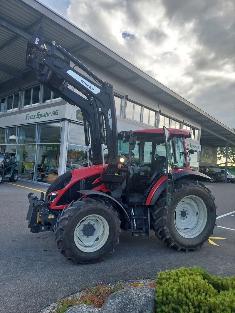 Traktor du type Valtra A95 Hitech, Gebrauchtmaschine en Lengnau (Photo 3)