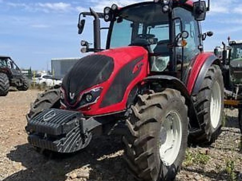 Traktor van het type Valtra a95h2, Gebrauchtmaschine in MONFERRAN (Foto 1)