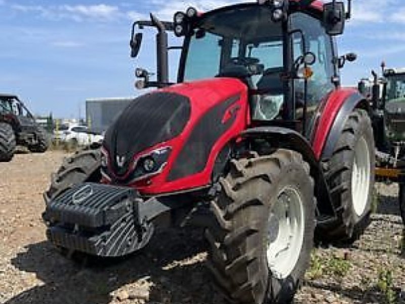 Traktor des Typs Valtra A95H2, Gebrauchtmaschine in Carcassonne (Bild 1)