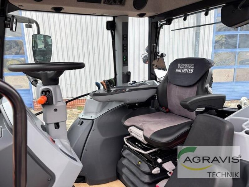 Traktor of the type Valtra G 105 A 1B9, Gebrauchtmaschine in Meppen (Picture 11)