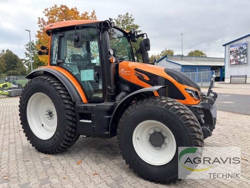 Traktor tip Valtra G 105 A 1B9, Gebrauchtmaschine in Meppen (Poză 2)