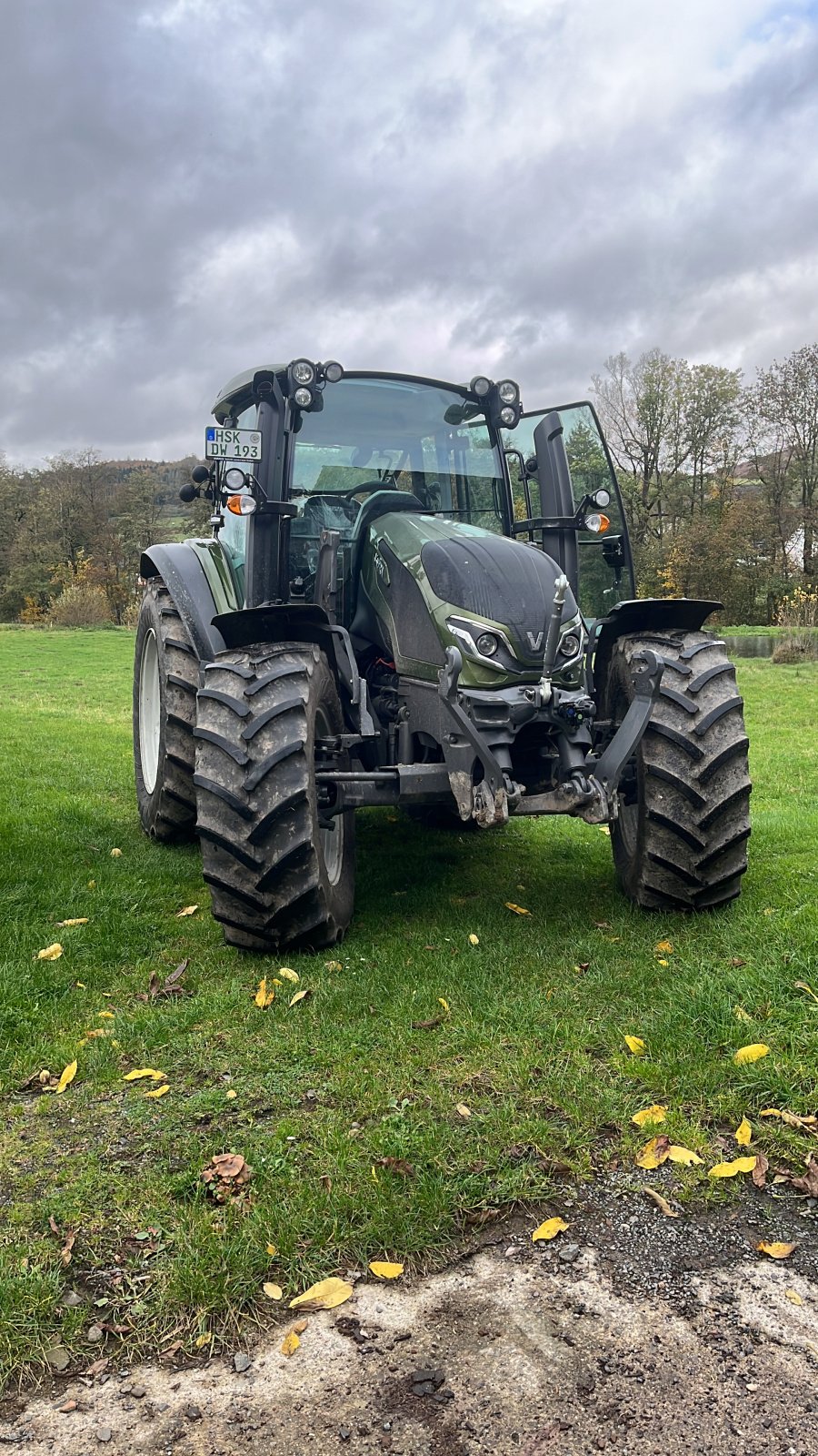 Traktor tip Valtra G 105, Gebrauchtmaschine in Medebach (Poză 9)