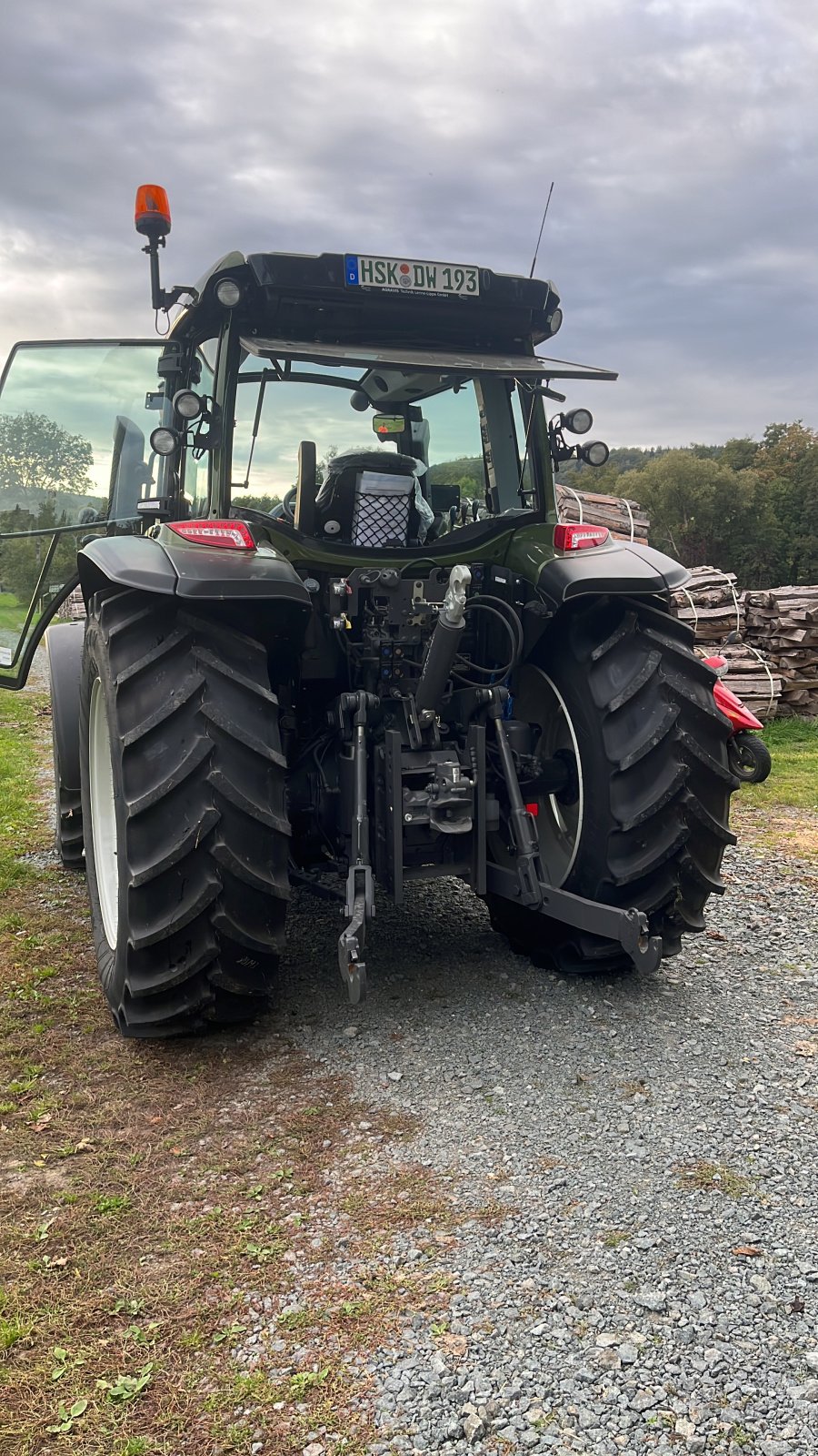 Traktor типа Valtra G 105, Gebrauchtmaschine в Medebach (Фотография 11)