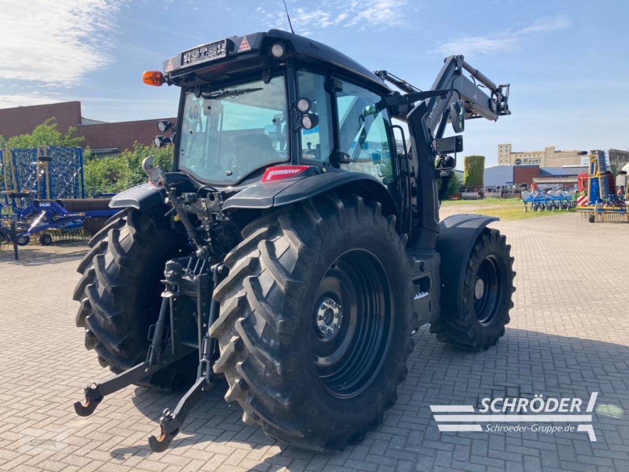 Traktor del tipo Valtra G 115 A, Gebrauchtmaschine en Wildeshausen (Imagen 5)