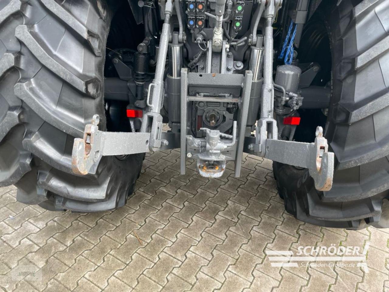 Traktor des Typs Valtra G 115 A, Gebrauchtmaschine in Wildeshausen (Bild 20)