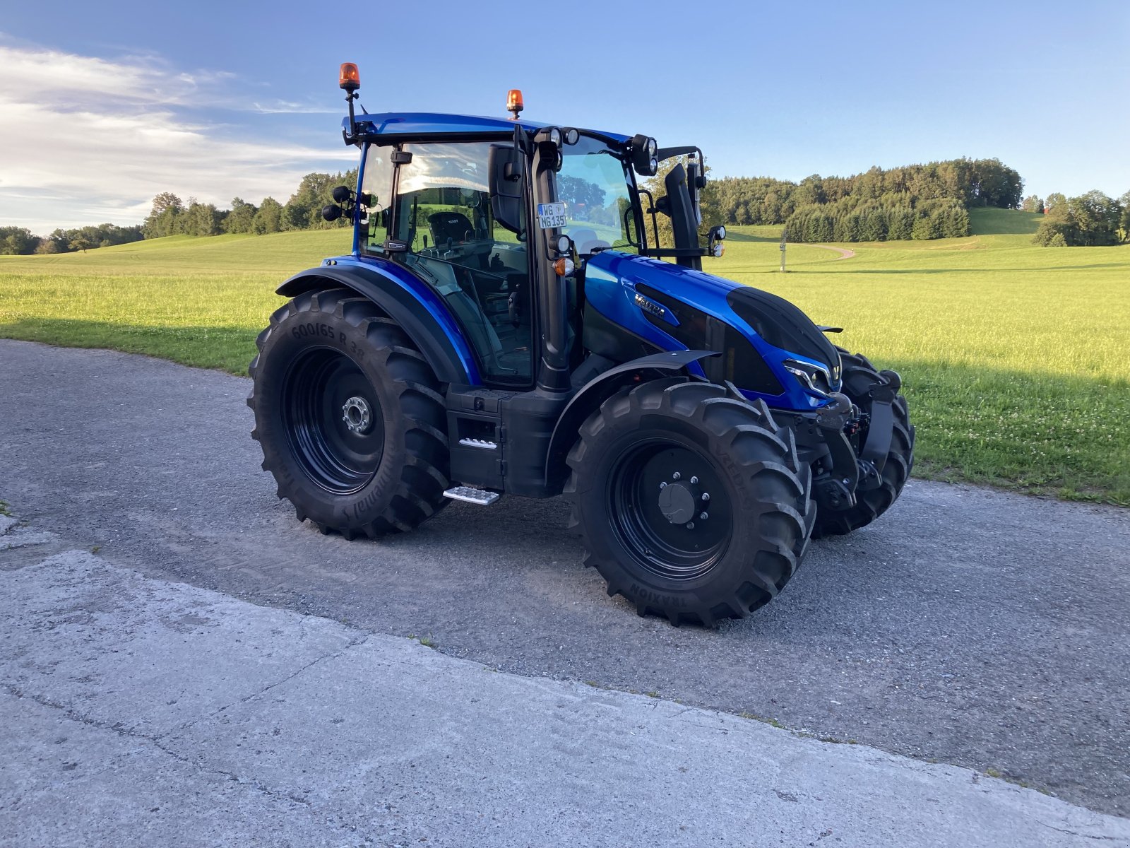 Traktor del tipo Valtra G 125 eA (105,115,135), Gebrauchtmaschine en Amtzell (Imagen 1)