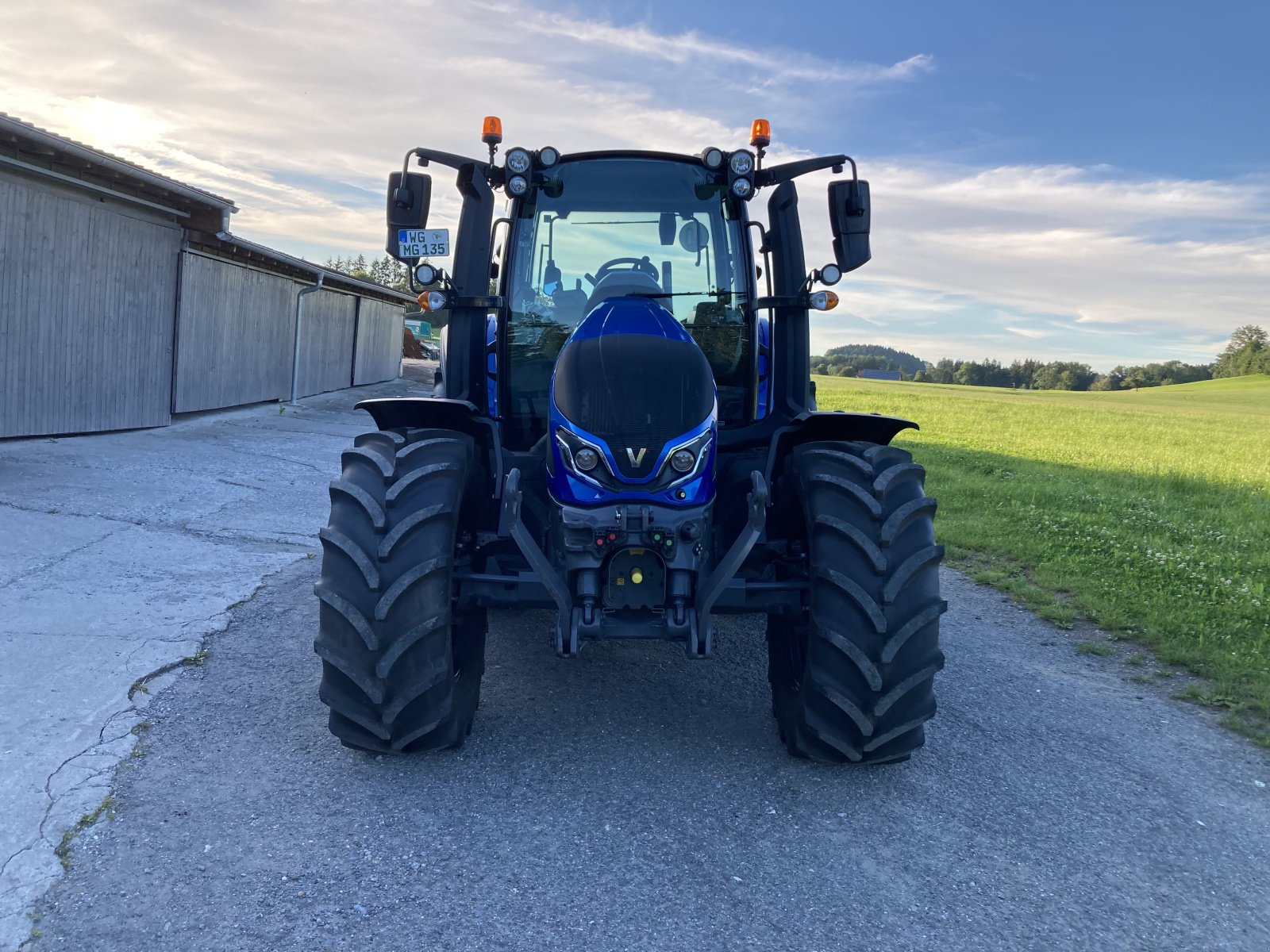 Traktor des Typs Valtra G 125 eA (105,115,135), Gebrauchtmaschine in Amtzell (Bild 2)