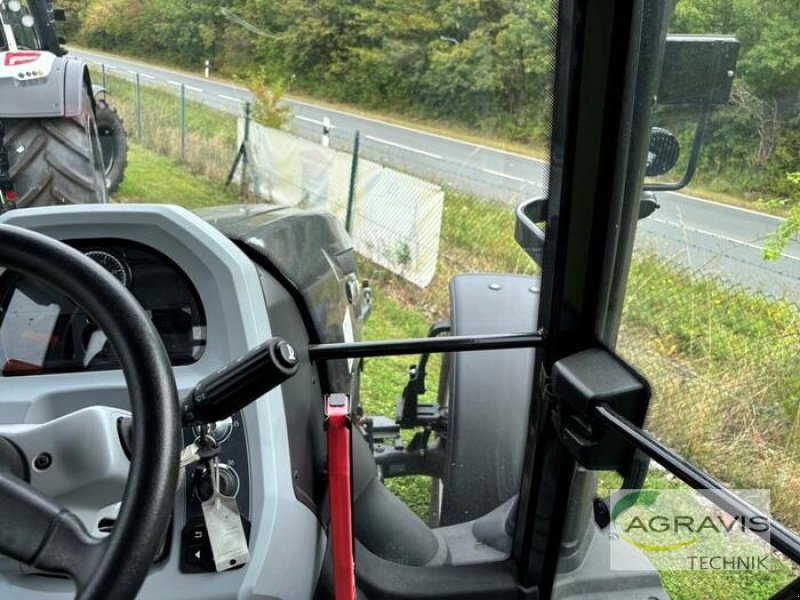 Traktor van het type Valtra G 125 EA 1B9, Gebrauchtmaschine in Schladen (Foto 16)