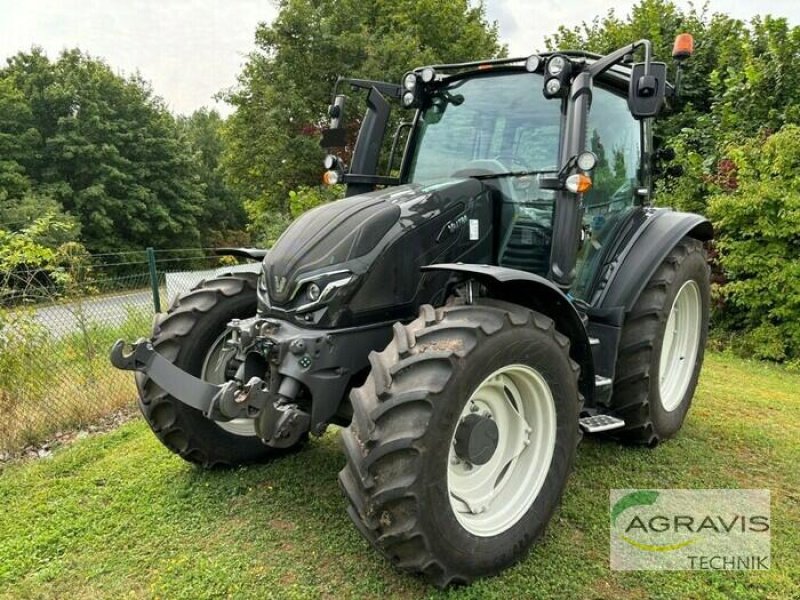 Traktor типа Valtra G 125 EA 1B9, Gebrauchtmaschine в Schladen (Фотография 1)