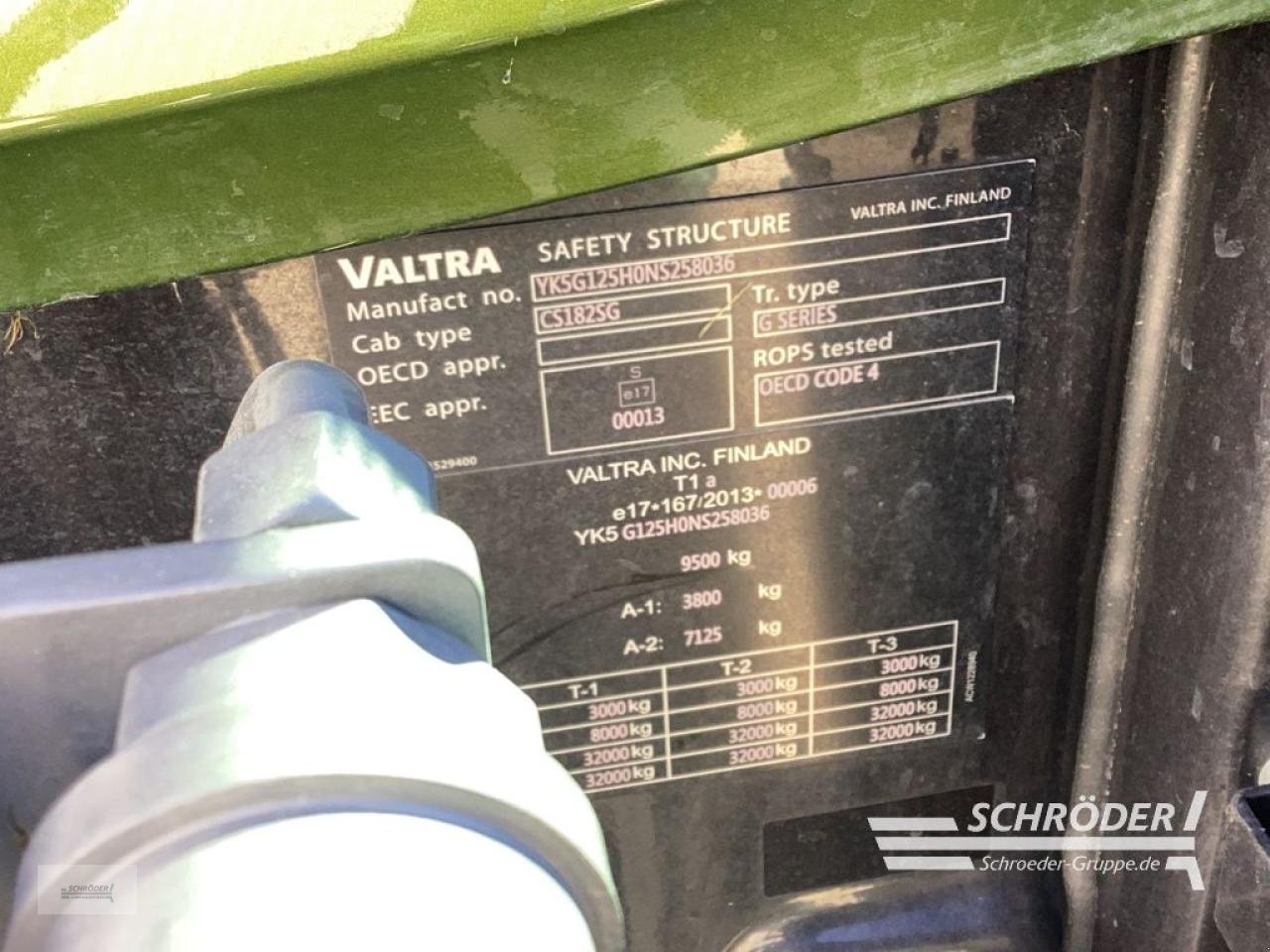 Traktor tip Valtra G 125 EH, Gebrauchtmaschine in Hemmoor (Poză 11)