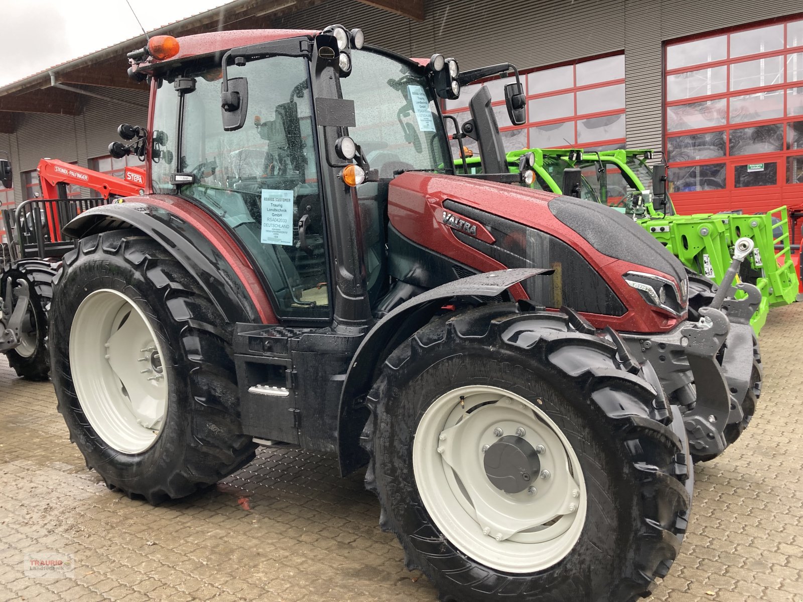 Traktor du type Valtra G 125A, Neumaschine en Mainburg/Wambach (Photo 2)