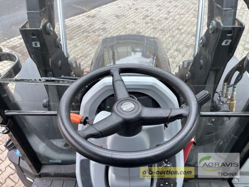 Traktor типа Valtra G 135 A 1B9, Gebrauchtmaschine в Meppen (Фотография 11)