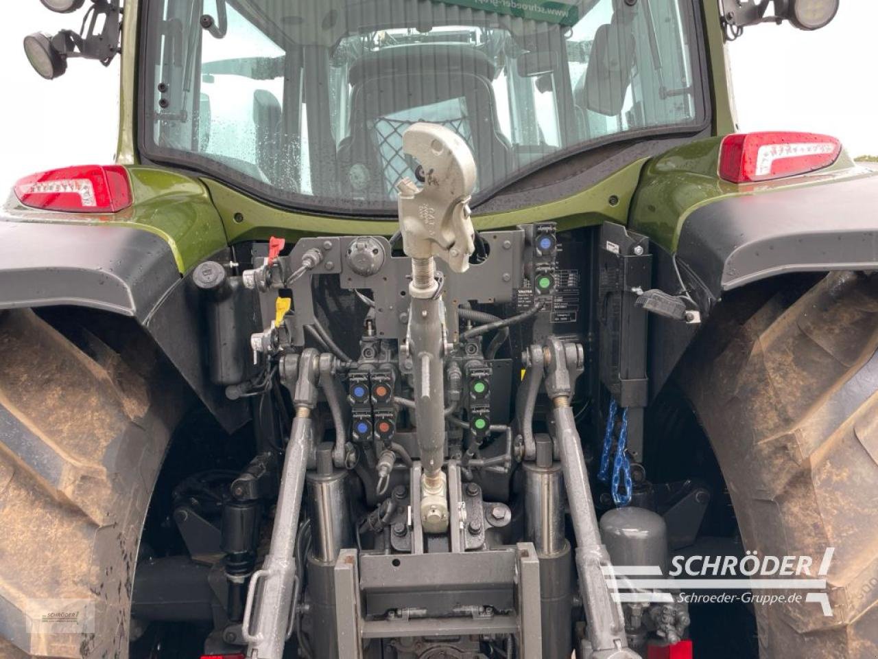 Traktor Türe ait Valtra G 135 A, Neumaschine içinde Hemmoor (resim 14)