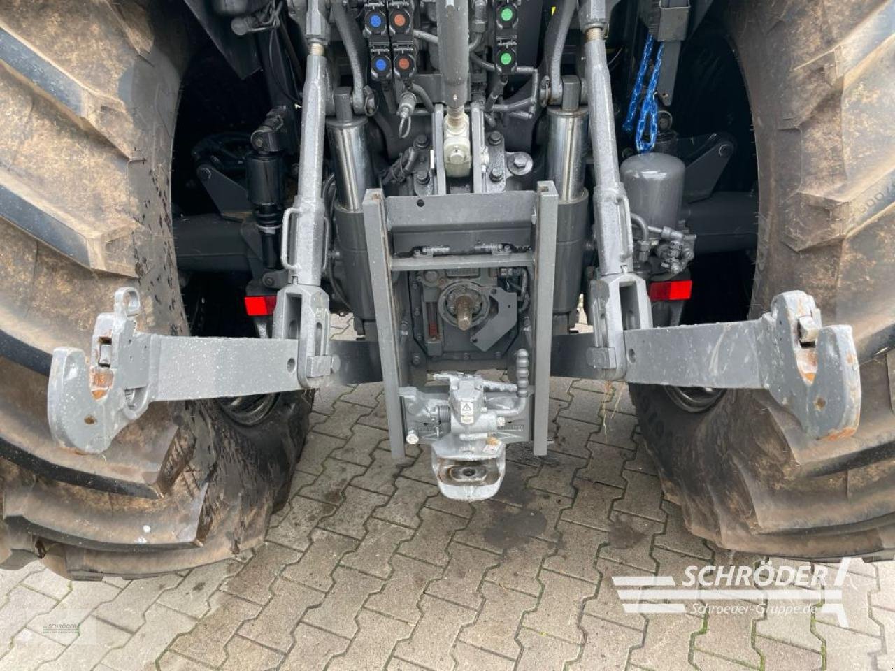 Traktor del tipo Valtra G 135 A, Neumaschine en Hemmoor (Imagen 15)