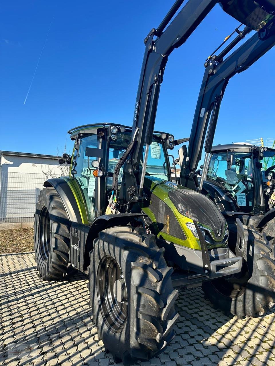 Traktor des Typs Valtra G105A, Neumaschine in Fürth / Burgfarrnbach (Bild 2)