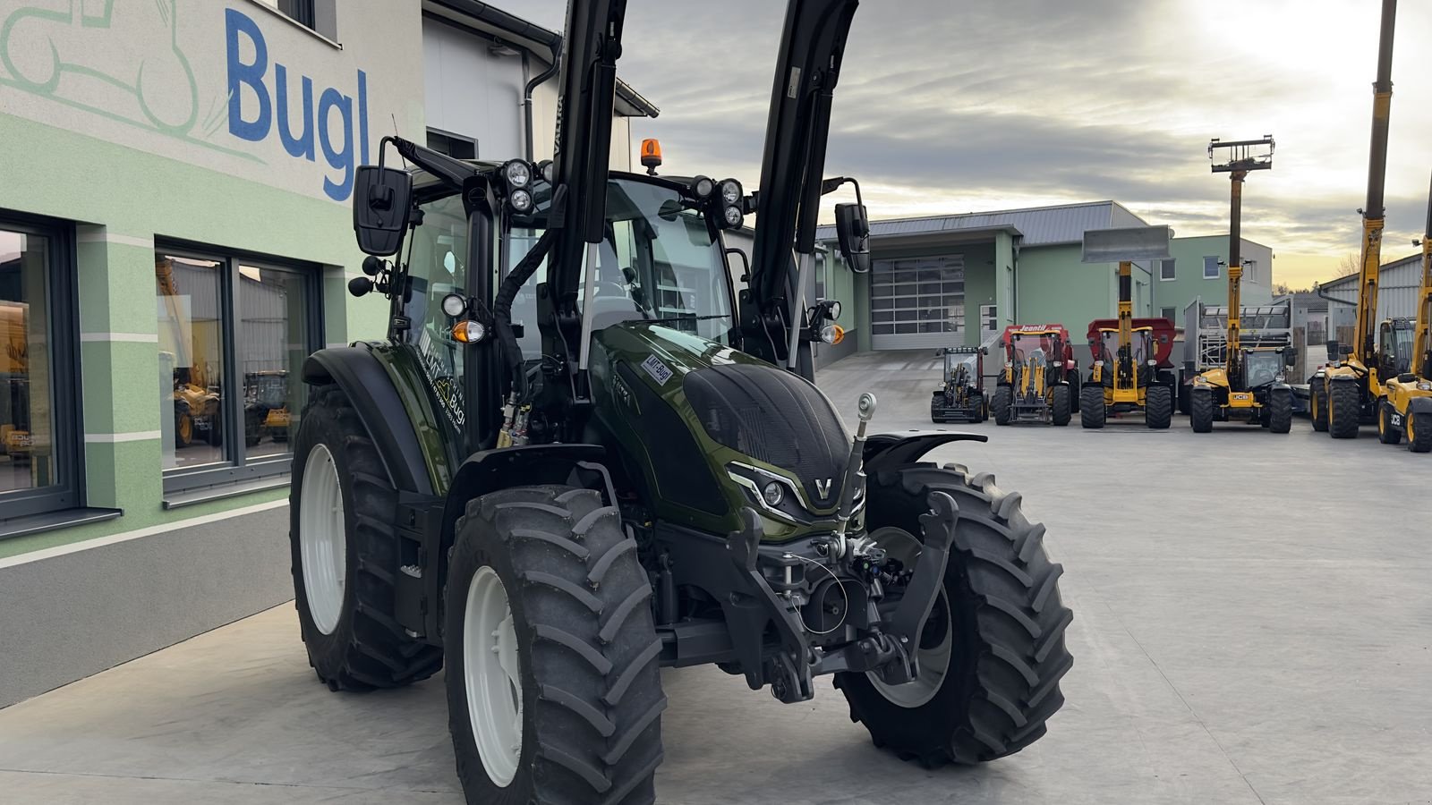 Traktor typu Valtra G115 Active Edition Austria, Gebrauchtmaschine v Hürm (Obrázek 3)