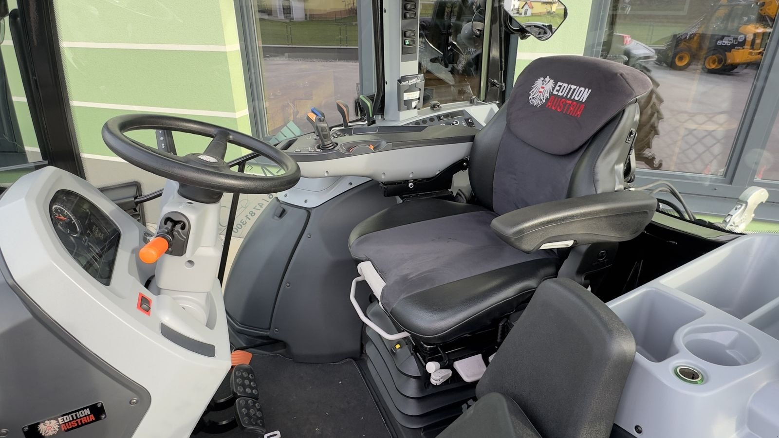 Traktor typu Valtra G115 Active Edition Austria, Gebrauchtmaschine v Hürm (Obrázek 13)