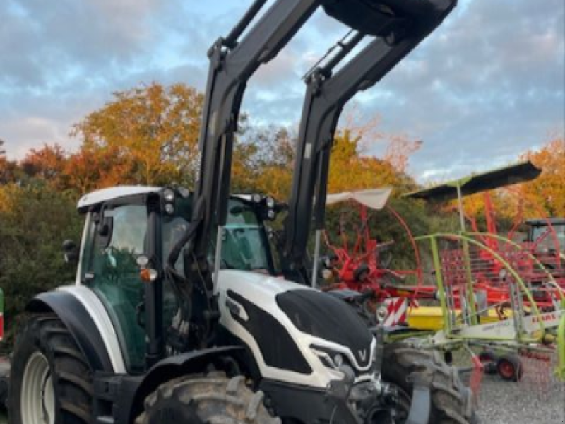 Traktor del tipo Valtra G115, Gebrauchtmaschine In JOZE (Immagine 1)