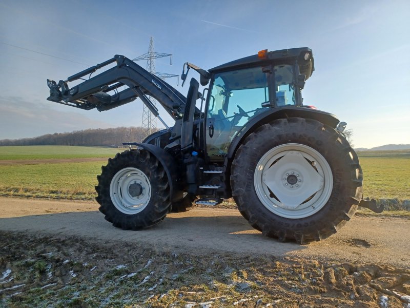 Traktor del tipo Valtra G125 A, Gebrauchtmaschine en Uffenheim (Imagen 1)