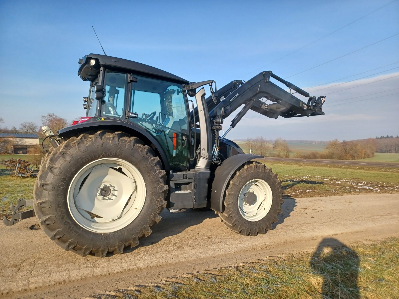 Traktor Türe ait Valtra G125 A, Gebrauchtmaschine içinde Uffenheim (resim 5)