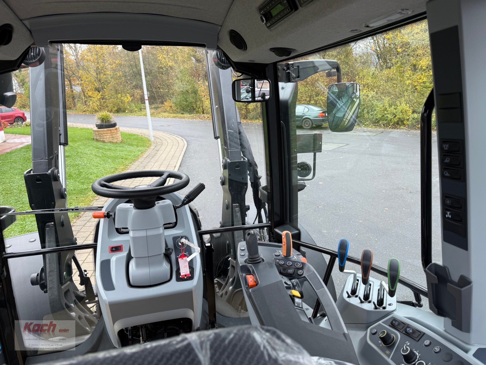 Traktor van het type Valtra G125 A, Neumaschine in Neumarkt / Pölling (Foto 9)