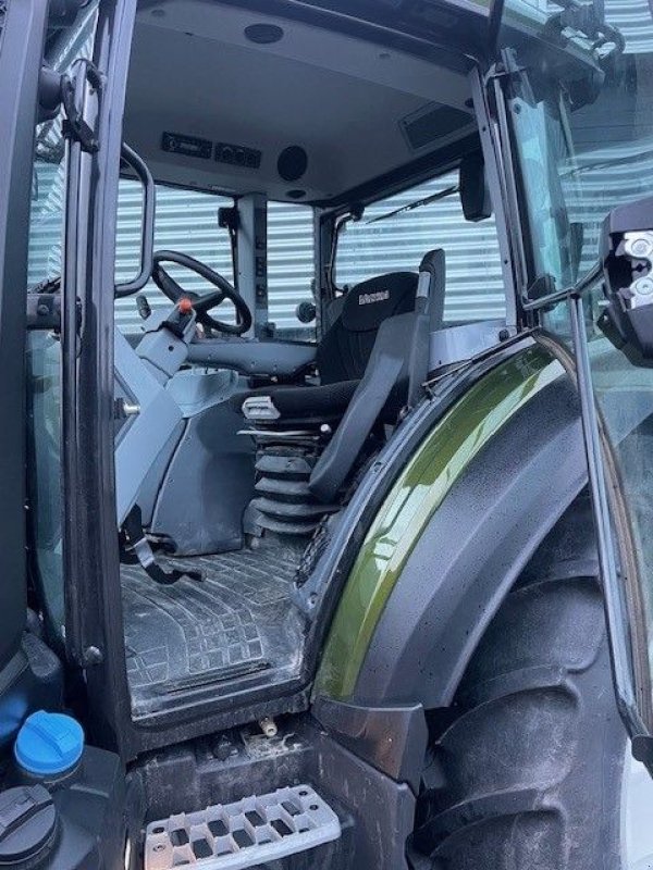 Traktor du type Valtra G125 Active met kruipbak, Gebrauchtmaschine en Roermond (Photo 9)