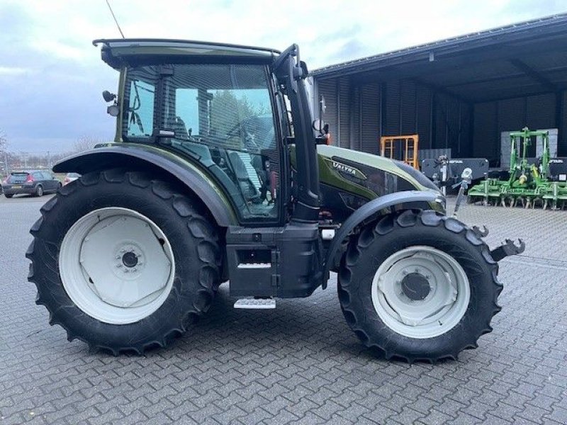 Traktor typu Valtra G125 Active met kruipbak, Gebrauchtmaschine w Roermond (Zdjęcie 5)