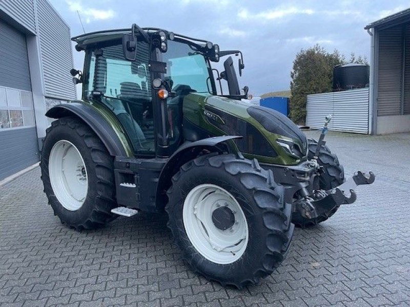 Traktor typu Valtra G125 Active met kruipbak, Gebrauchtmaschine v Roermond (Obrázek 4)