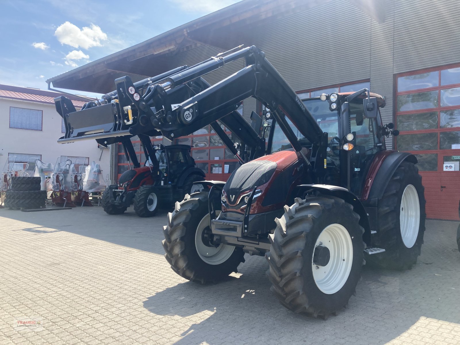 Traktor του τύπου Valtra G125 Active, Neumaschine σε Mainburg/Wambach (Φωτογραφία 13)