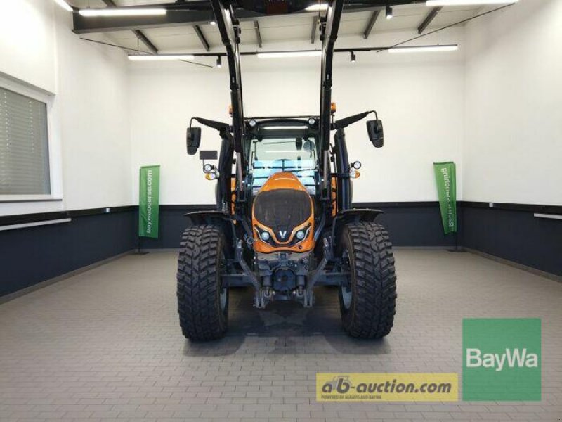 Traktor des Typs Valtra G125 EA, Gebrauchtmaschine in Manching (Bild 12)