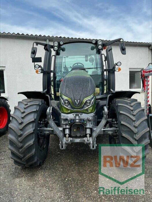 Traktor van het type Valtra G125 eA, Neumaschine in Herxheim (Foto 1)