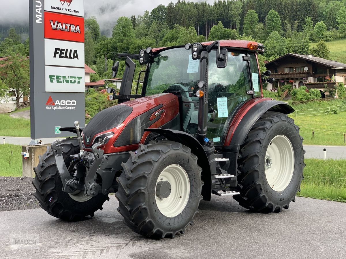 Traktor des Typs Valtra G125 ECO ACTIVE, Neumaschine in Eben (Bild 2)
