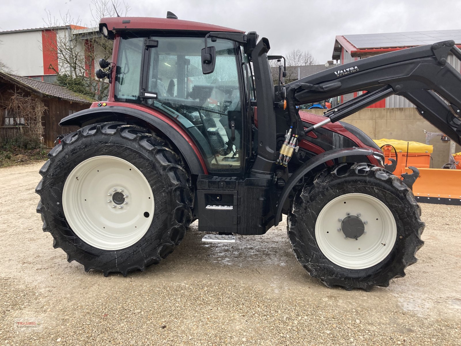 Traktor tipa Valtra G125 Versu, Neumaschine u Mainburg/Wambach (Slika 2)