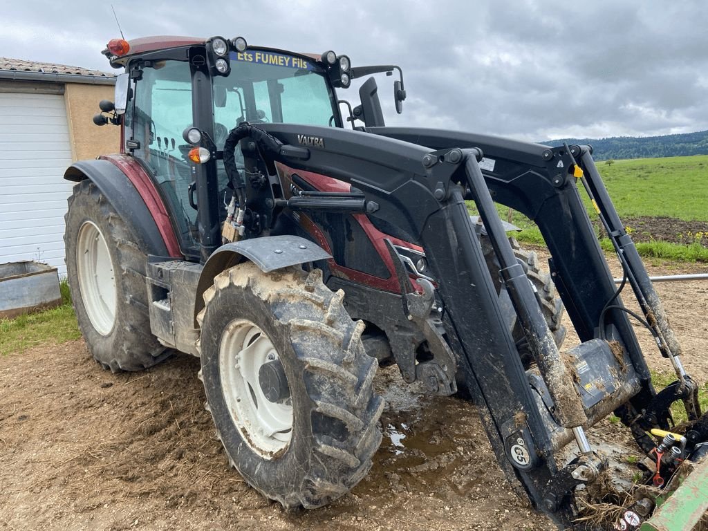 Traktor typu Valtra G125, Gebrauchtmaschine v CHEMAUDIN ET VAUX (Obrázek 1)