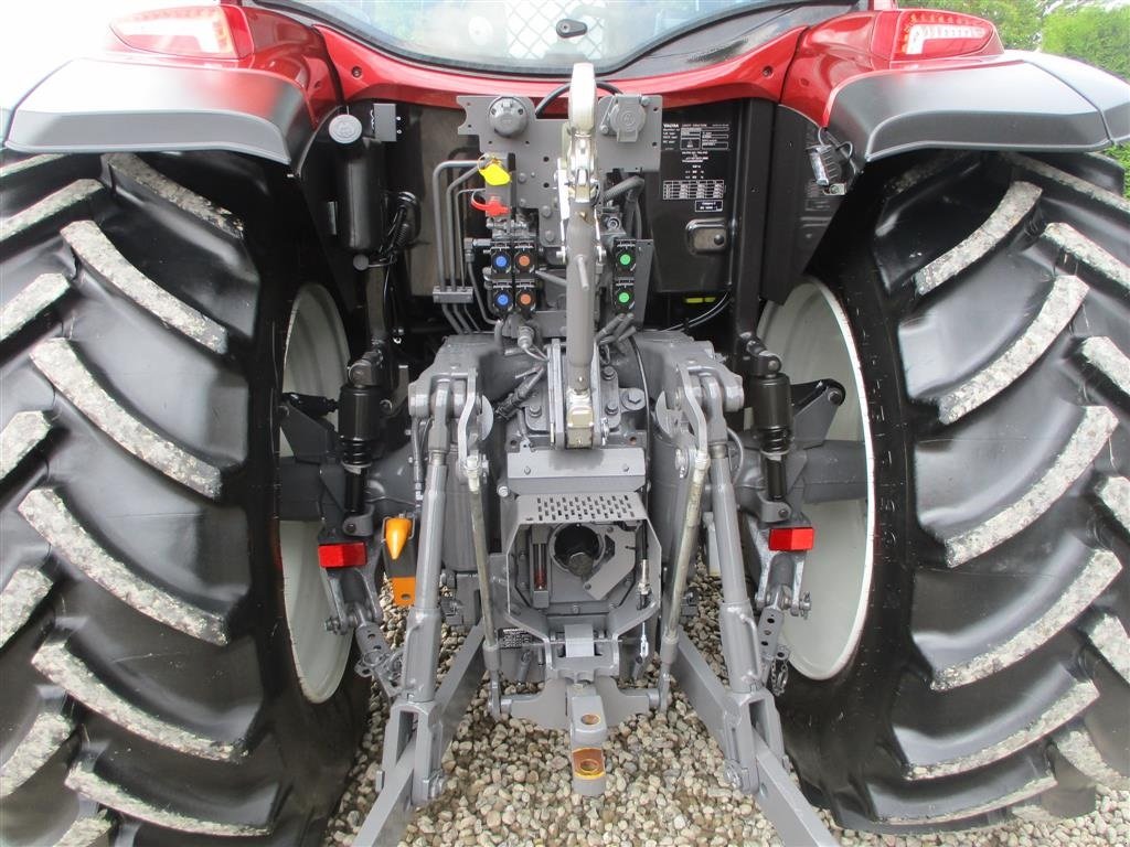 Traktor des Typs Valtra G135 Active DK - SOM NY med alt i udstyr og frontlæsser, Gebrauchtmaschine in Lintrup (Bild 2)