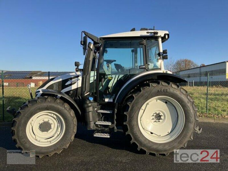 Traktor typu Valtra G135 V, Vorführmaschine v Wegberg (Obrázek 2)