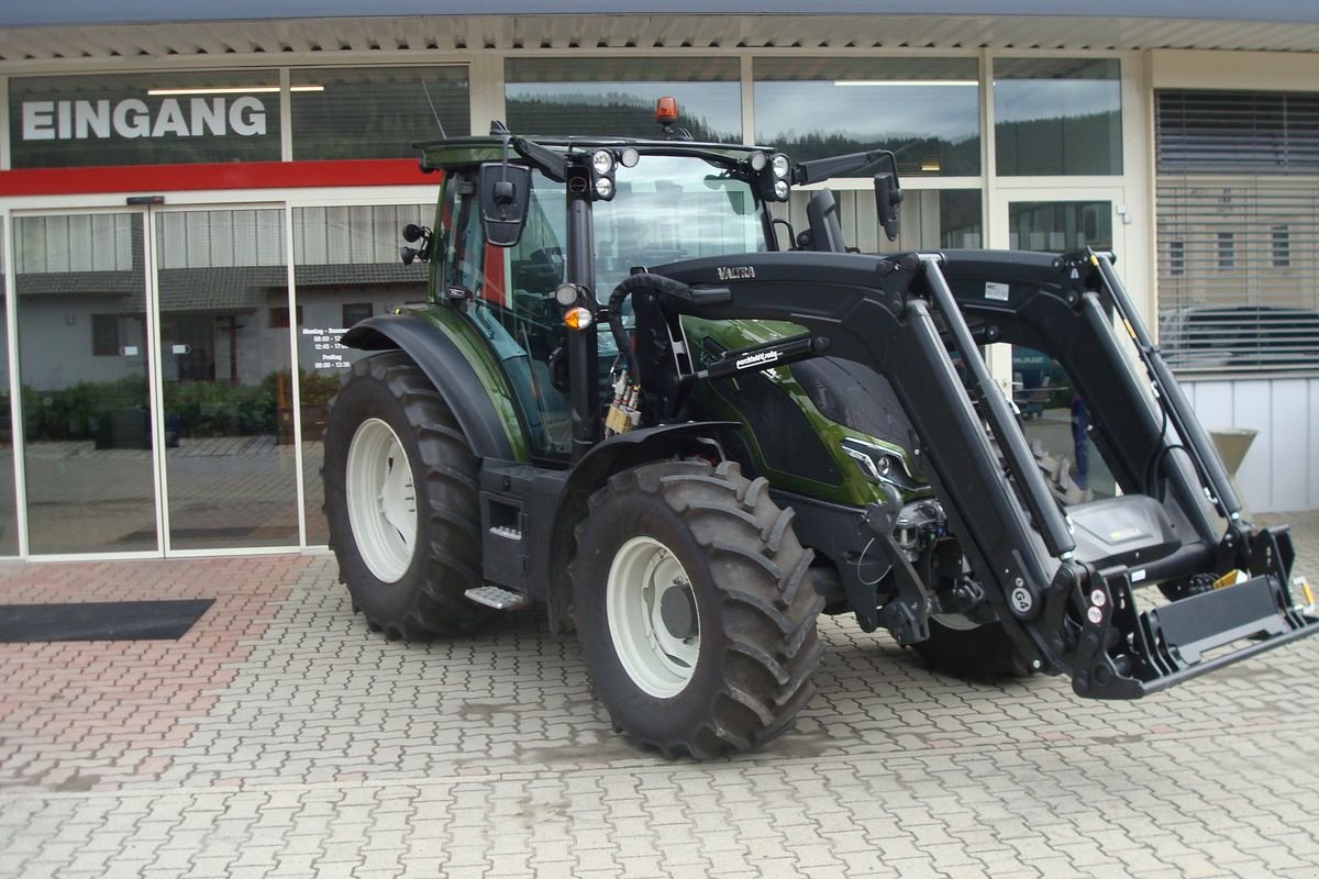 Traktor des Typs Valtra G135 VERSU, Vorführmaschine in Judenburg (Bild 1)