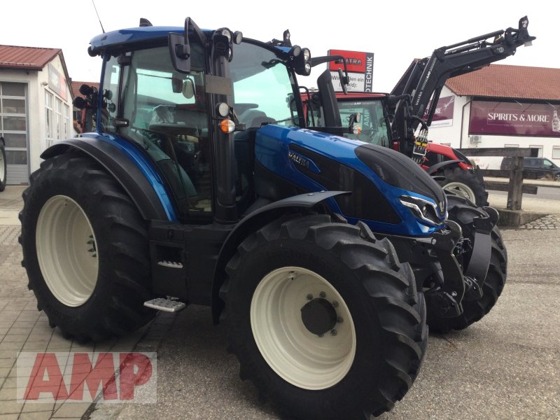 Traktor типа Valtra G135 Versu, Neumaschine в Teising