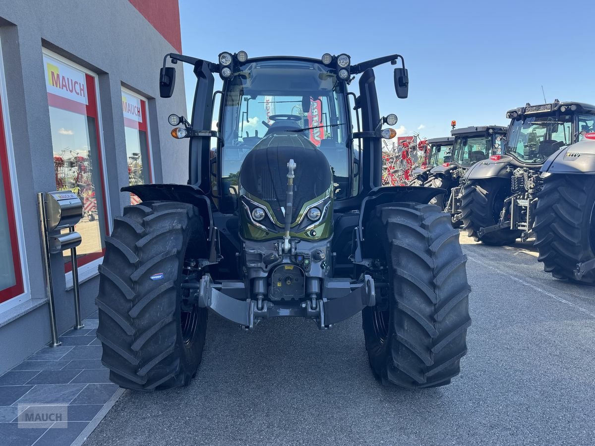 Traktor del tipo Valtra G135, Neumaschine en Burgkirchen (Imagen 7)