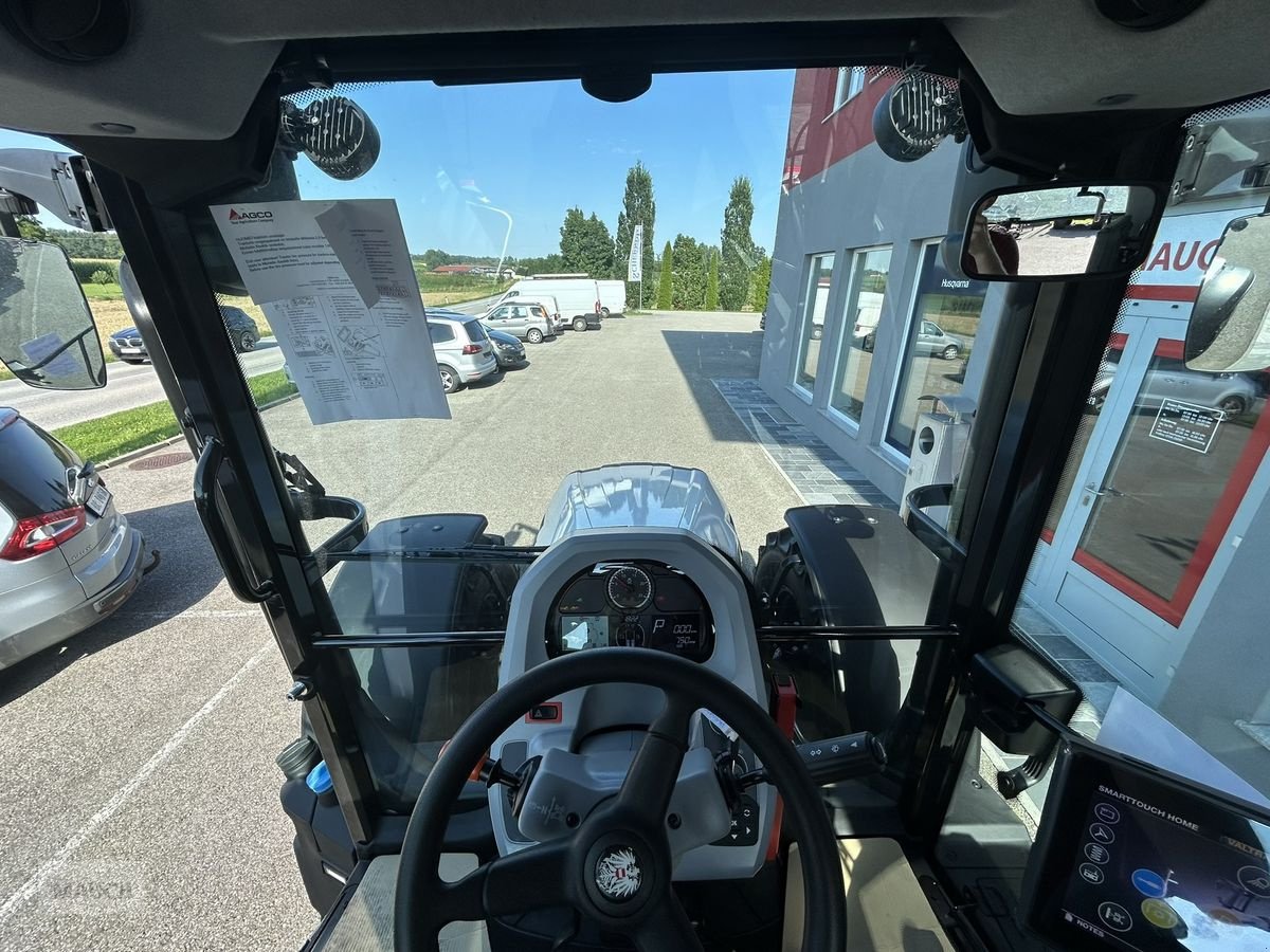 Traktor typu Valtra G135, Neumaschine v Burgkirchen (Obrázek 13)