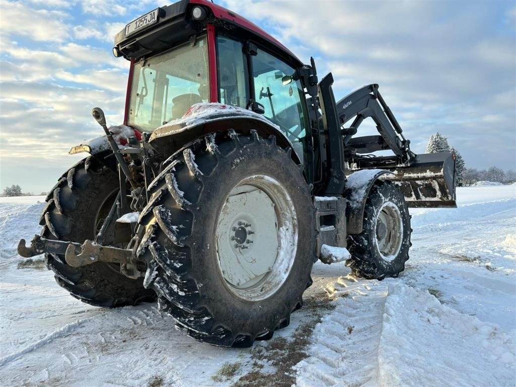 Traktor типа Valtra G135A Frontlæsser Alo. Kun 950 timer. Hich krog. Ring til Ulrik på 40255544. Jeg snakker Jysk, tysk og engelsk., Gebrauchtmaschine в Kolding (Фотография 4)