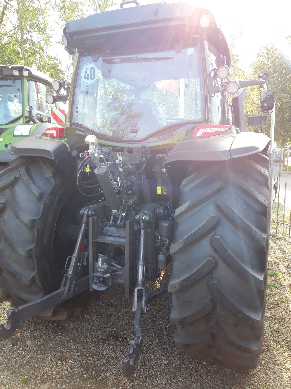 Traktor типа Valtra G135A, Gebrauchtmaschine в Eckernförde (Фотография 3)