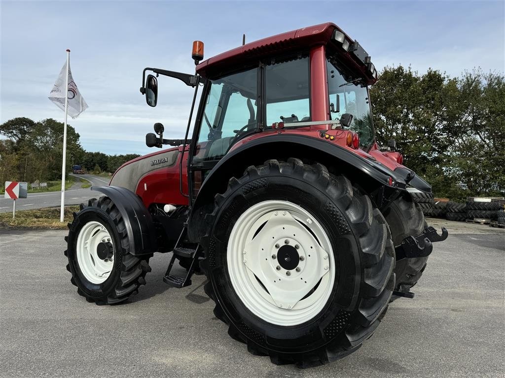 Traktor του τύπου Valtra M120 KUN 3800 TIMER OG NÆSTEN NYE DÆK!, Gebrauchtmaschine σε Nørager (Φωτογραφία 5)