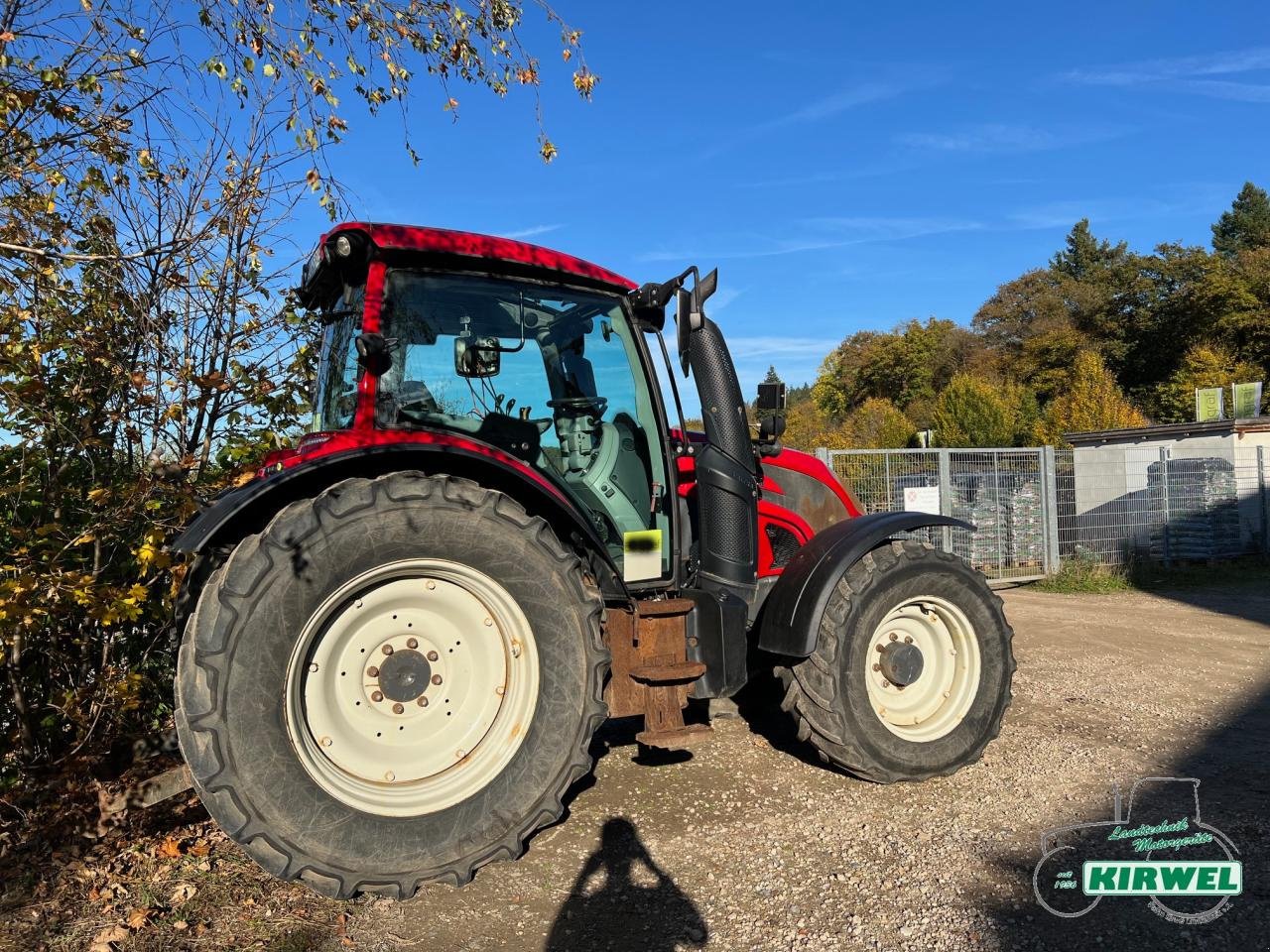 Traktor van het type Valtra N 104, Gebrauchtmaschine in Blankenheim (Foto 4)