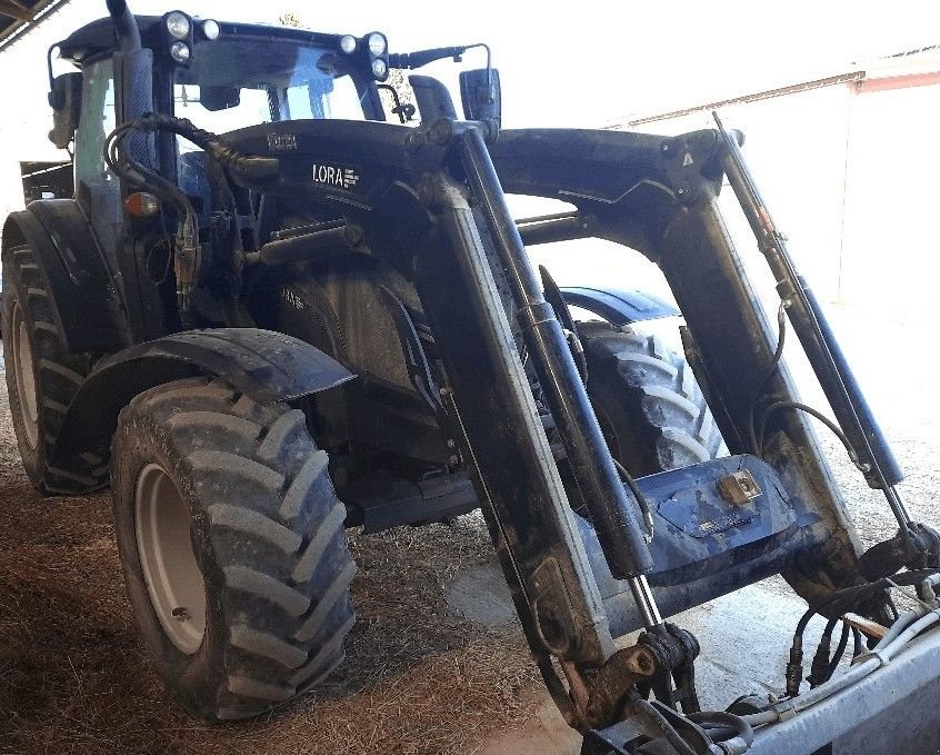 Traktor van het type Valtra N 104, Gebrauchtmaschine in CHEMAUDIN ET VAUX (Foto 2)